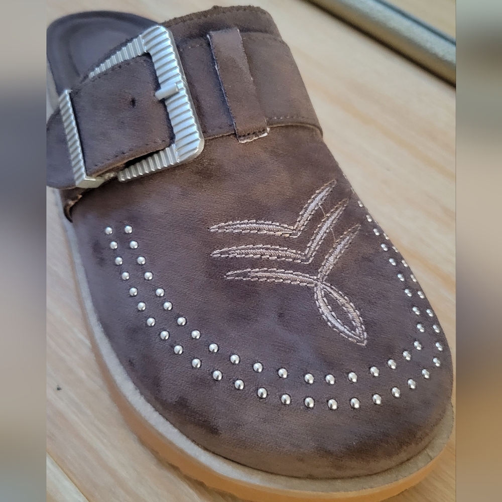 Buckle Detail Brown Mules Shoes BRAND NEW WITH BOX - Picture 6 of 8